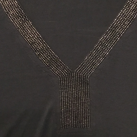 🙀3/$20 Maner ~ Gray Soft Embellished Top ~ Size XL - Picture 4 of 5